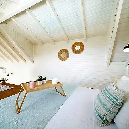 The Box House Seaview Private Pool Hotel